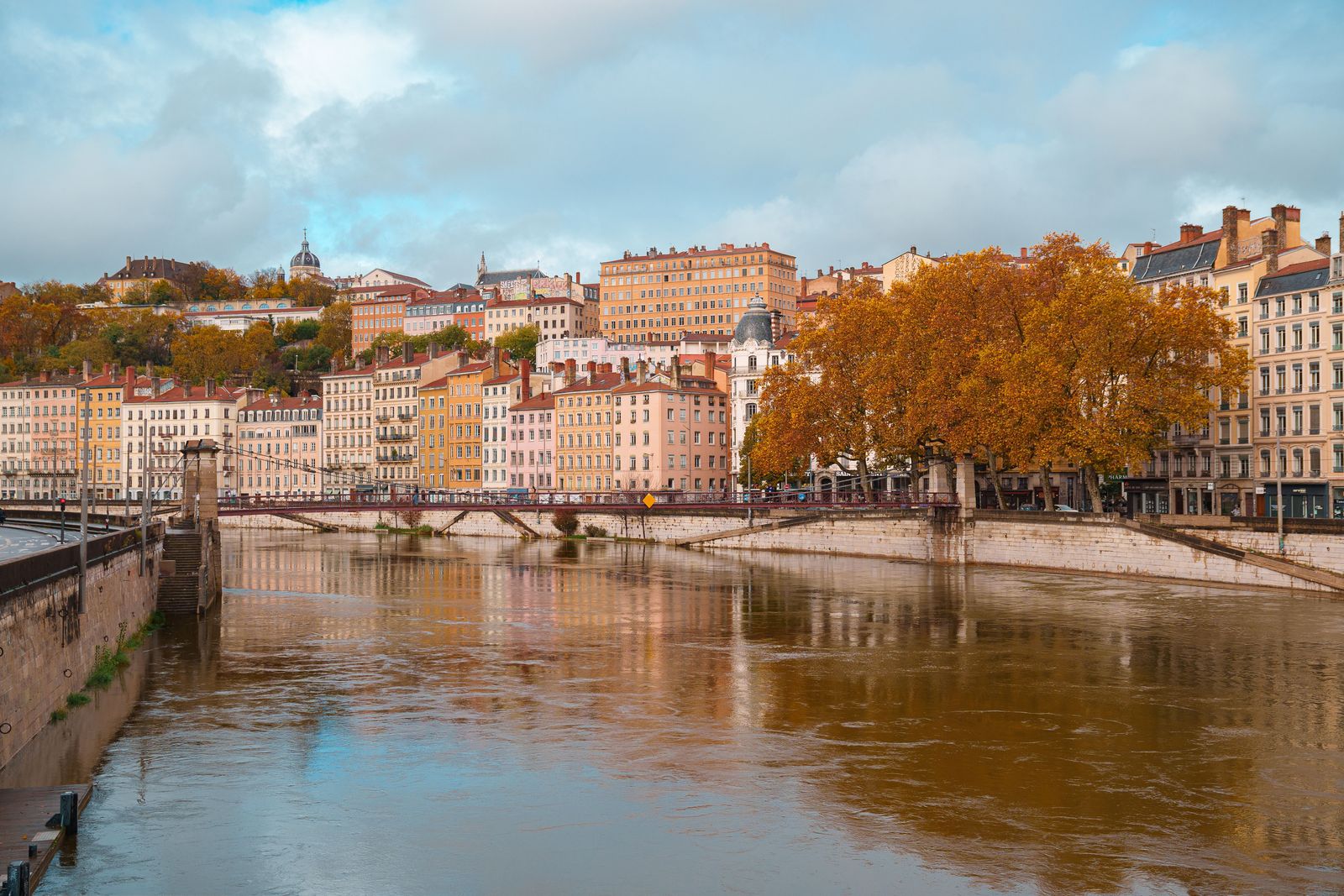 Les quais de Saône à Lyon : balade au fil de l'eau